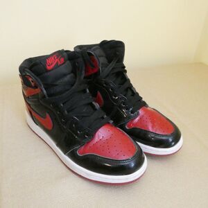 Nike Air Jordans 555088-063 Retro High Patent Bred Youth Size 5.5Y "Family"